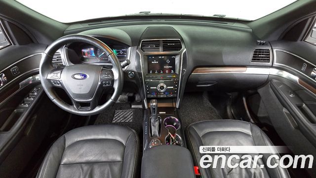 Ford Explorer 2.3 Limited 4WD 5th 2017 — фото 7