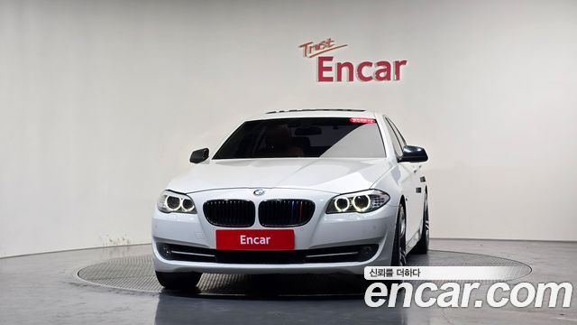 BMW 5 Series (F10) 528i xDrive 2013 — фото 3