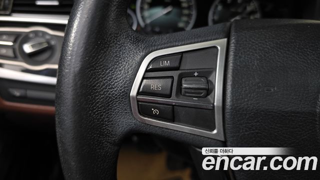 BMW 5 Series (F10) 528i xDrive 2013 — фото 20