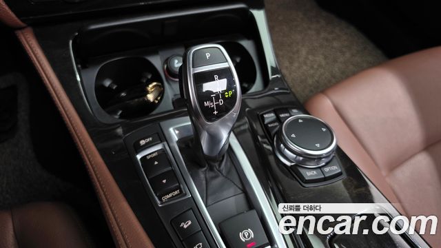 BMW 5 Series (F10) 528i xDrive M Aero Dynamic 2016 — фото 9
