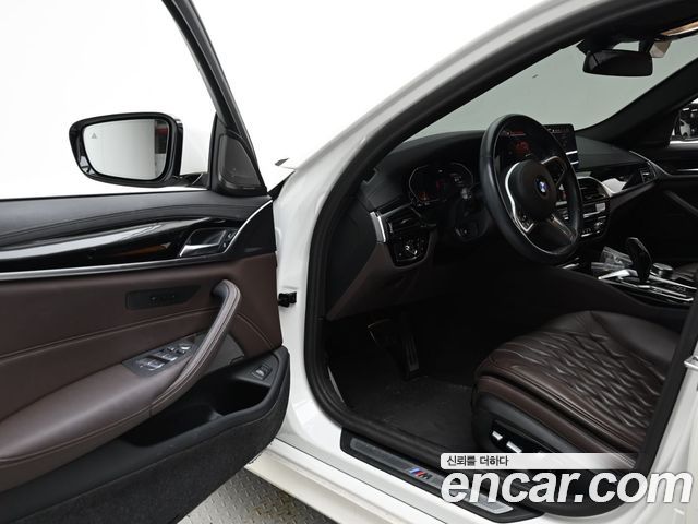 BMW 5 Series (G30) 530i M Sport Package 2023 — фото 15