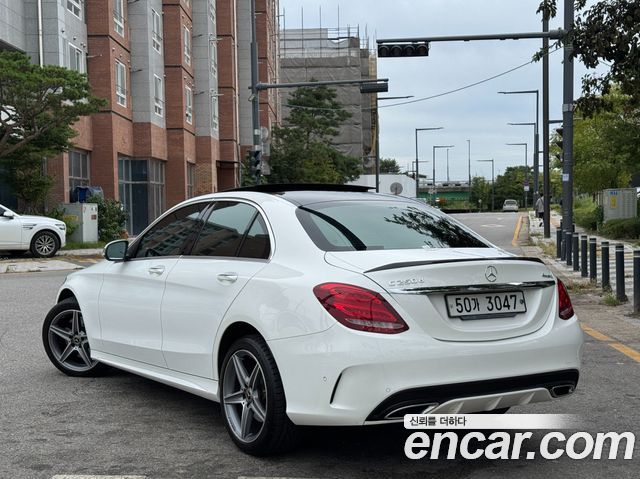 Mercedes-Benz C-Class (W205) C250 d 4MATIC 2018 — фото 2