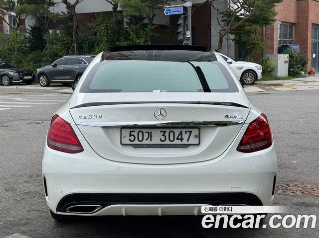 Mercedes-Benz C-Class (W205) C250 d 4MATIC 2018 — фото 4