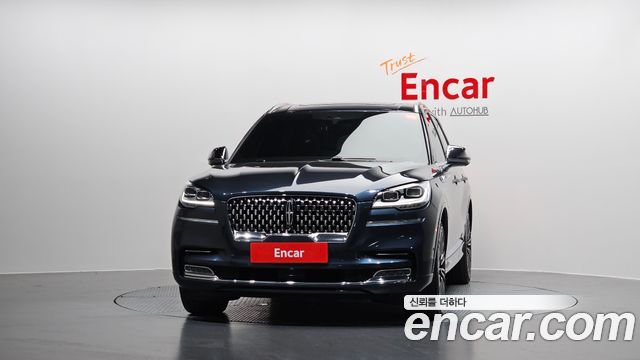 Lincoln Aviator (II) 3.0 Black Label AWD 2022 — фото 3