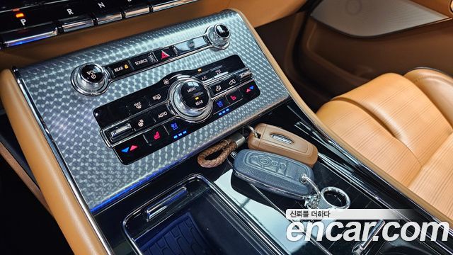 Lincoln Aviator (II) 3.0 Black Label AWD 2022 — фото 9