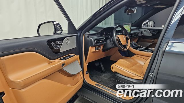 Lincoln Aviator (II) 3.0 Black Label AWD 2022 — фото 10