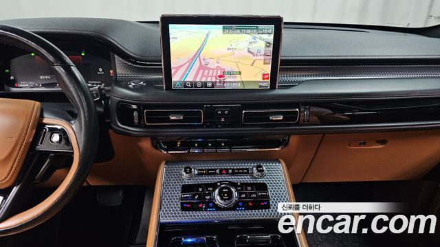 Lincoln Aviator (II) 3.0 Black Label AWD 2022 — фото 13