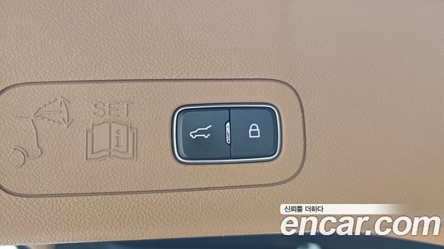 Lincoln Aviator (II) 3.0 Black Label AWD 2022 — фото 17