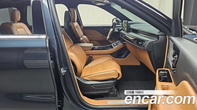 Lincoln Aviator (II) 3.0 Black Label AWD 2022 — фото 26