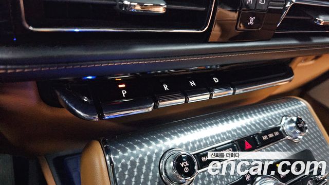 Lincoln Aviator (II) 3.0 Black Label AWD 2022 — фото 32