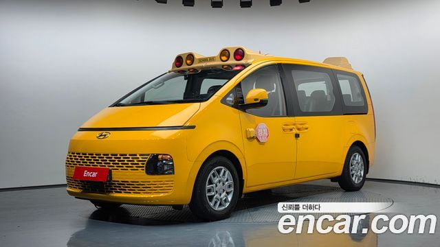Hyundai Staria L3.5  Kinder Safety Car 11-Seater 2022 — фото 1