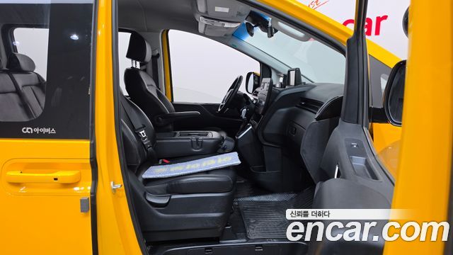 Hyundai Staria L3.5  Kinder Safety Car 11-Seater 2022 — фото 26
