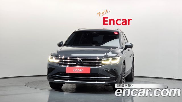 Volkswagen Tiguan (II) 2.0 TDI Premium 2024 — фото 3