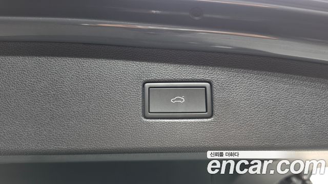 Volkswagen Tiguan (II) 2.0 TDI Premium 2024 — фото 16