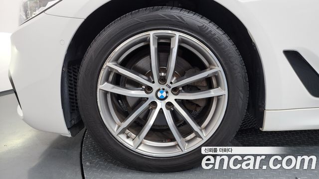 BMW 5 Series (G30) 520d M Sport Package Plus 2017 — фото 5