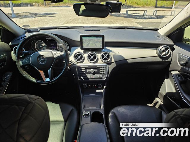 Mercedes-Benz GLA-Class (X156) GLA200 CDI 2015 — фото 19