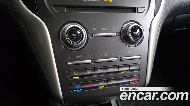 Lincoln MKC 2.0 AWD 2017 — фото 16