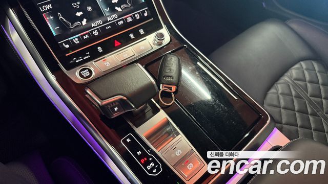 Audi Q8 (4M) 55 TFSI Quattro Premium 2025 — фото 17