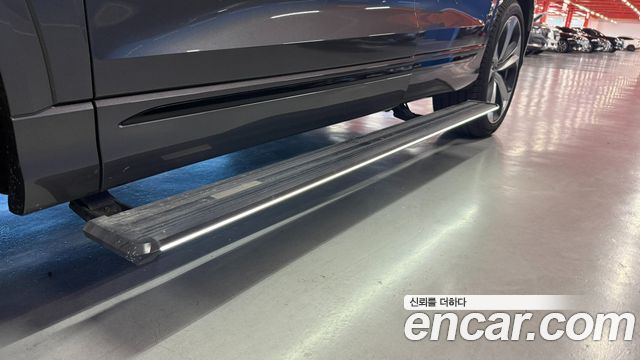 Audi Q8 (4M) 55 TFSI Quattro Premium 2025 — фото 19