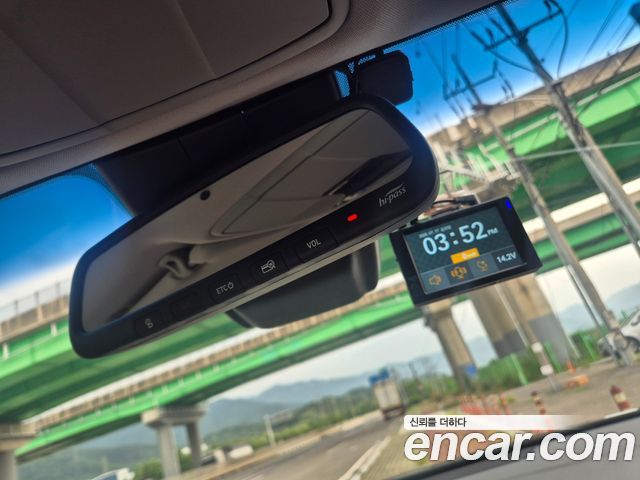 Hyundai Grandeur (IG) 2.4 Exclusive Special 2019 — фото 16