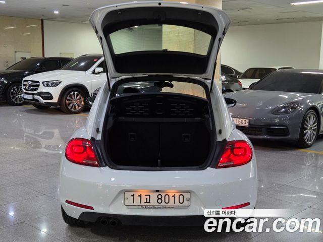 Volkswagen Beetle 2.0 TDI 3rd 2015 — фото 23