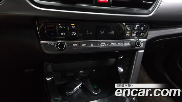 Kia Seltos Gasoline 1.6 Turbo 2WD Prestige 2023 — фото 17
