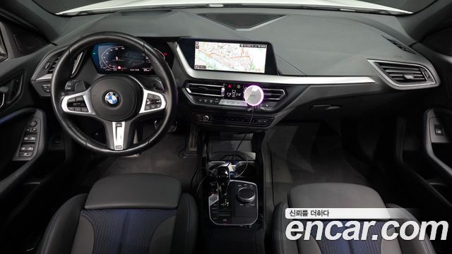 BMW 1 Series (F40) 120i M Sports 2023 — фото 7