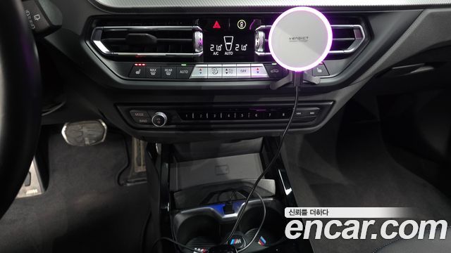 BMW 1 Series (F40) 120i M Sports 2023 — фото 27