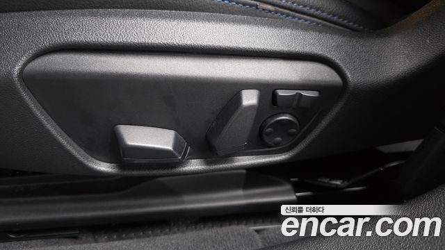 BMW 1 Series (F40) 120i M Sports 2023 — фото 33