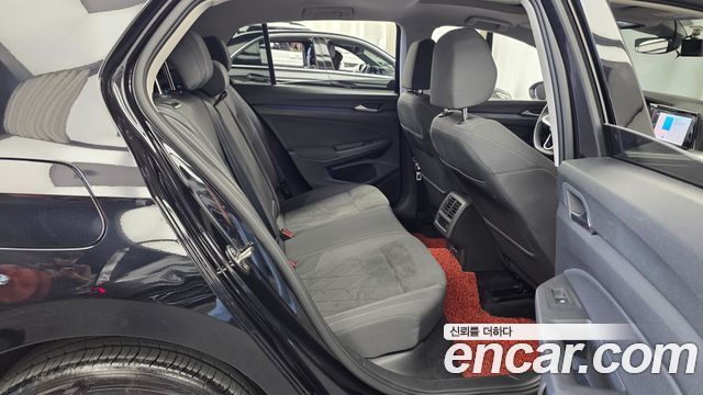 Volkswagen Golf (VIII) 2.0 TDI Prestige 2022 — фото 12