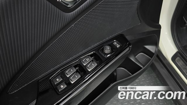 KG Mobility (SsangYong) Very New Tivoli Gasoline 1.5 2WD V5 2020 — фото 15