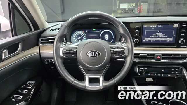 Kia K5 (III) 2.0 Noblesse 2021 — фото 13