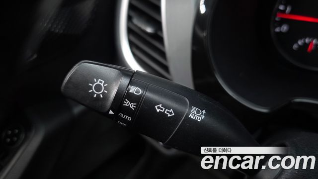 Kia Seltos Gasoline 1.6 Turbo 2WD Trendy 2020 — фото 32