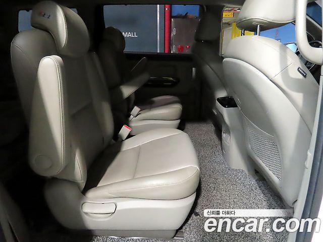 Kia Carnival 9-Seater Prstige 2019 — фото 15