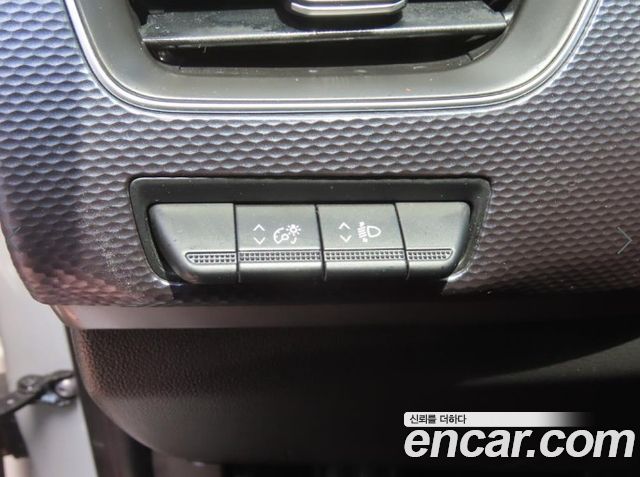 Renault Korea XM3 1.3 TCe LE 2020 — фото 20