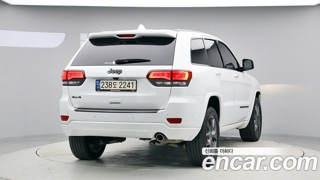 Jeep Grand Cherokee 3.6 80th Edition WK2 2021 — фото 2