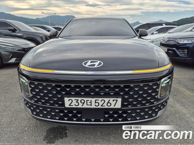 Hyundai Grandeur (GN7) 2,5 Gasoline 2WD Premium