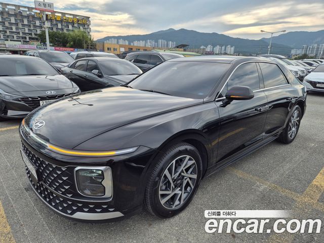 Hyundai Grandeur (GN7) 2,5 Gasoline 2WD Premium 2023 — фото 2