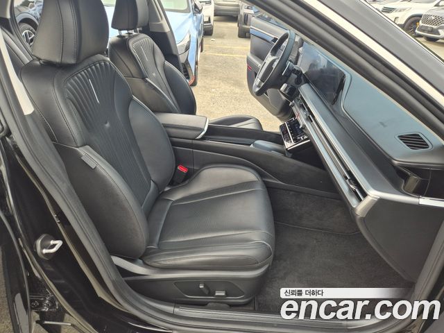 Hyundai Grandeur (GN7) 2,5 Gasoline 2WD Premium 2023 — фото 13