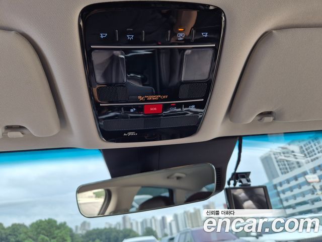 Hyundai Grandeur (GN7) 2,5 Gasoline 2WD Premium 2023 — фото 20