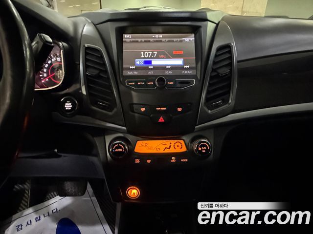 KG Mobility (SsangYong) Style Korando C 2.2 DX 4WD 2017 — фото 16