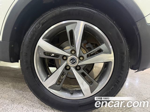 KG Mobility (SsangYong) Style Korando C 2.2 DX 4WD 2017 — фото 24