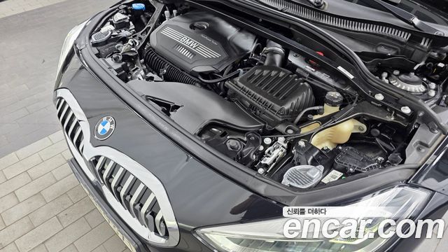 BMW 1 Series (F40) 120i M Sports 2023 — фото 6