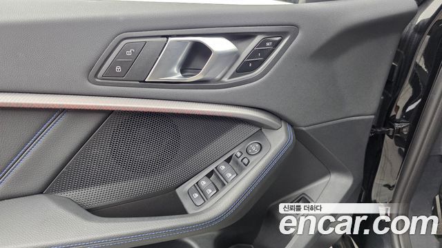 BMW 1 Series (F40) 120i M Sports 2023 — фото 29