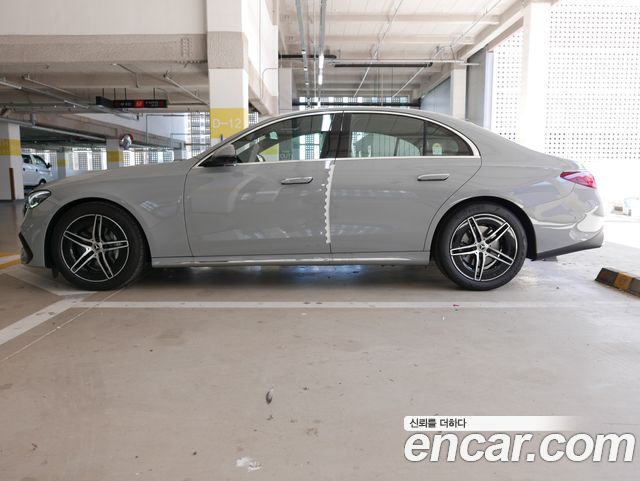 Mercedes-Benz E-Class (W214) E300 4MATIC AMG Line 2026 — фото 4