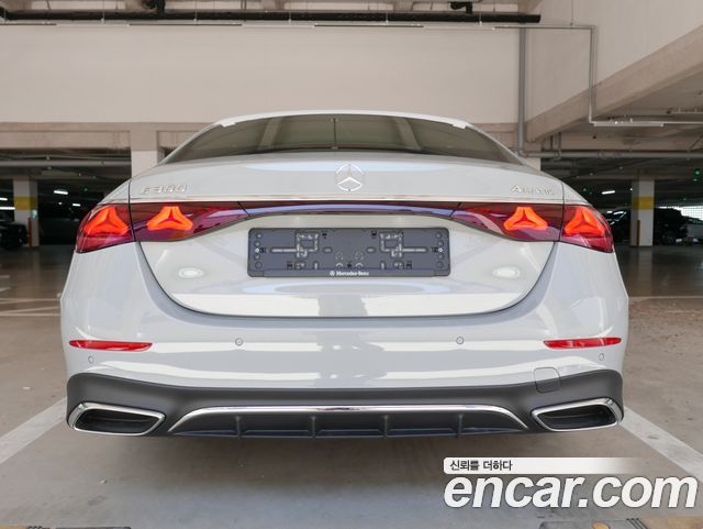 Mercedes-Benz E-Class (W214) E300 4MATIC AMG Line 2026 — фото 6