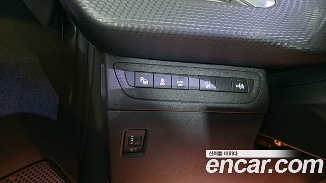 Peugeot 2008 1.6 BlueHDi Feline 2015 — фото 22