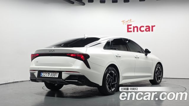 Kia K5 (III) 2.0 Prestige 2024 — фото 2