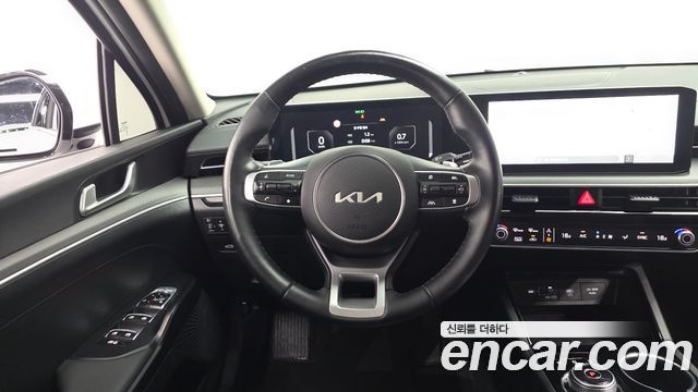 Kia K5 (III) 2.0 Prestige 2024 — фото 12
