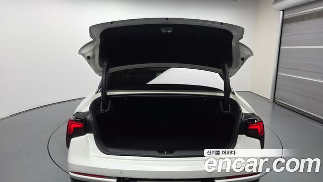 Kia K5 (III) 2.0 Prestige 2024 — фото 20